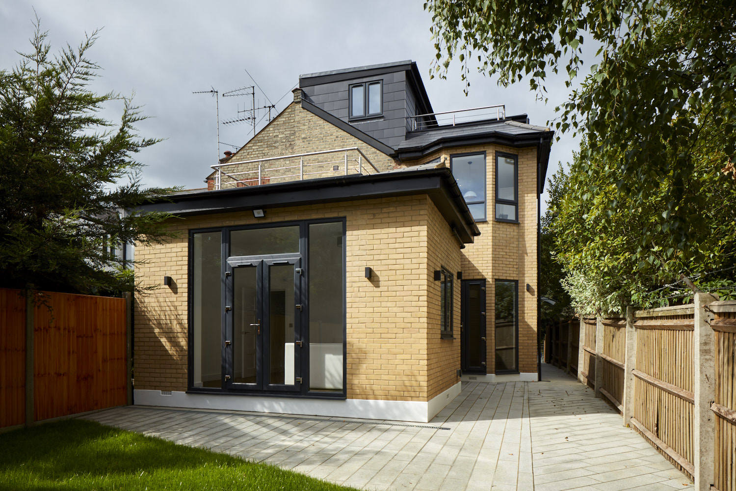 Loft dormer and side extension, Highgate N6, by Hozea Construction
